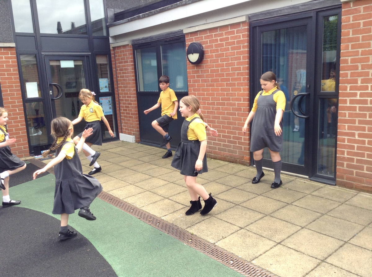 Lunchtime Dance Class!